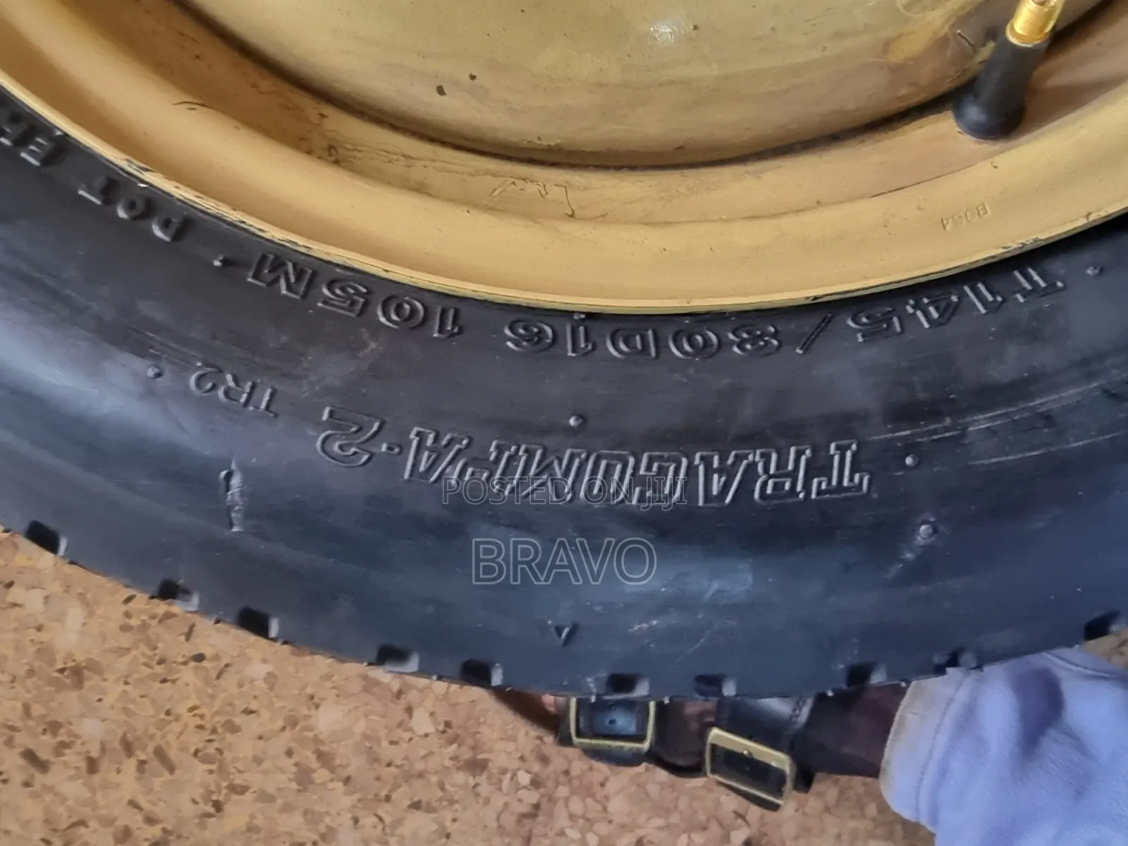 New Spare Tires Size 16 for Noah 2015 Model