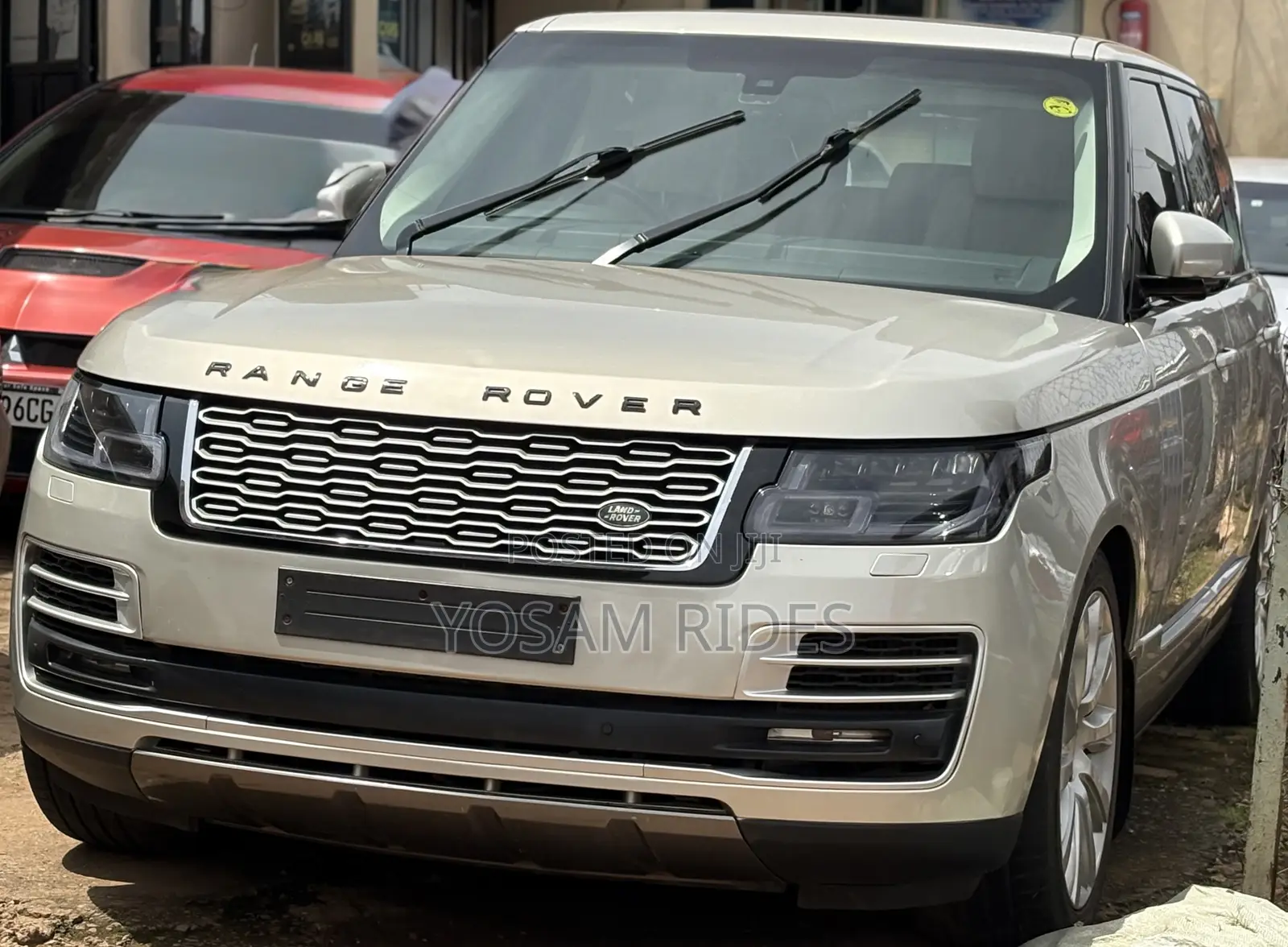 Land Rover Range Rover Vogue 2016 Gold