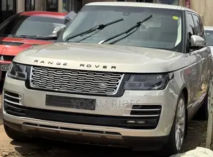 Land Rover Range Rover Vogue 2016 Gold