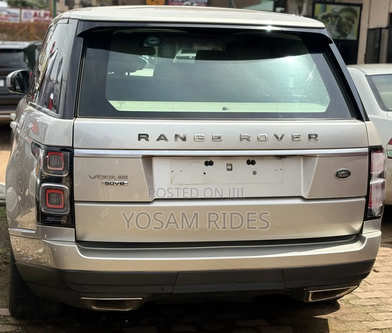 Land Rover Range Rover Vogue 2016 Gold