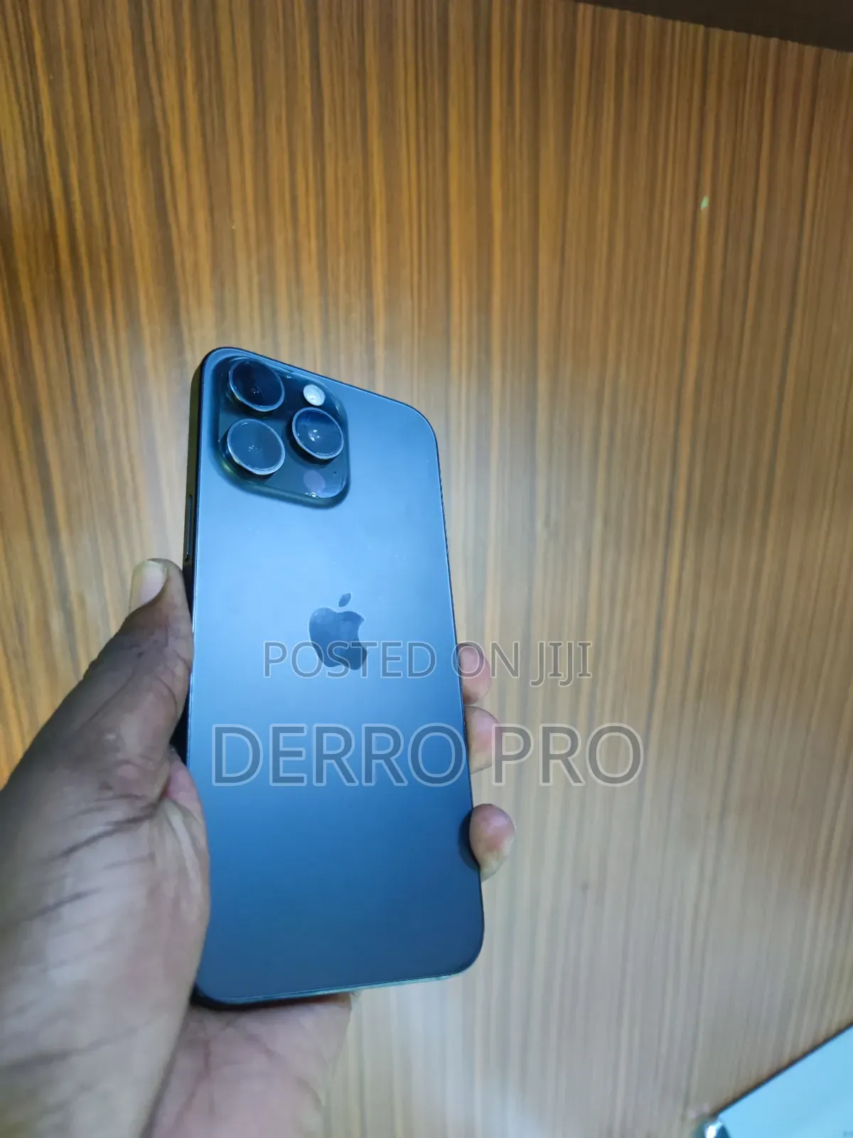 Apple iPhone 15 Pro Max 256 GB Gray