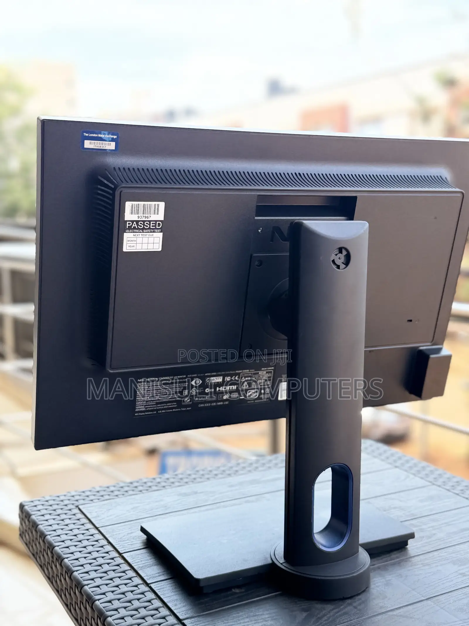 24 Inch Screen IPs Nec HDMI DP VGA