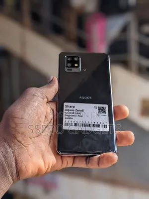 Sharp Aquos zero6 128 GB Silver