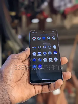 Sharp Aquos sense7 plus 128 GB Black