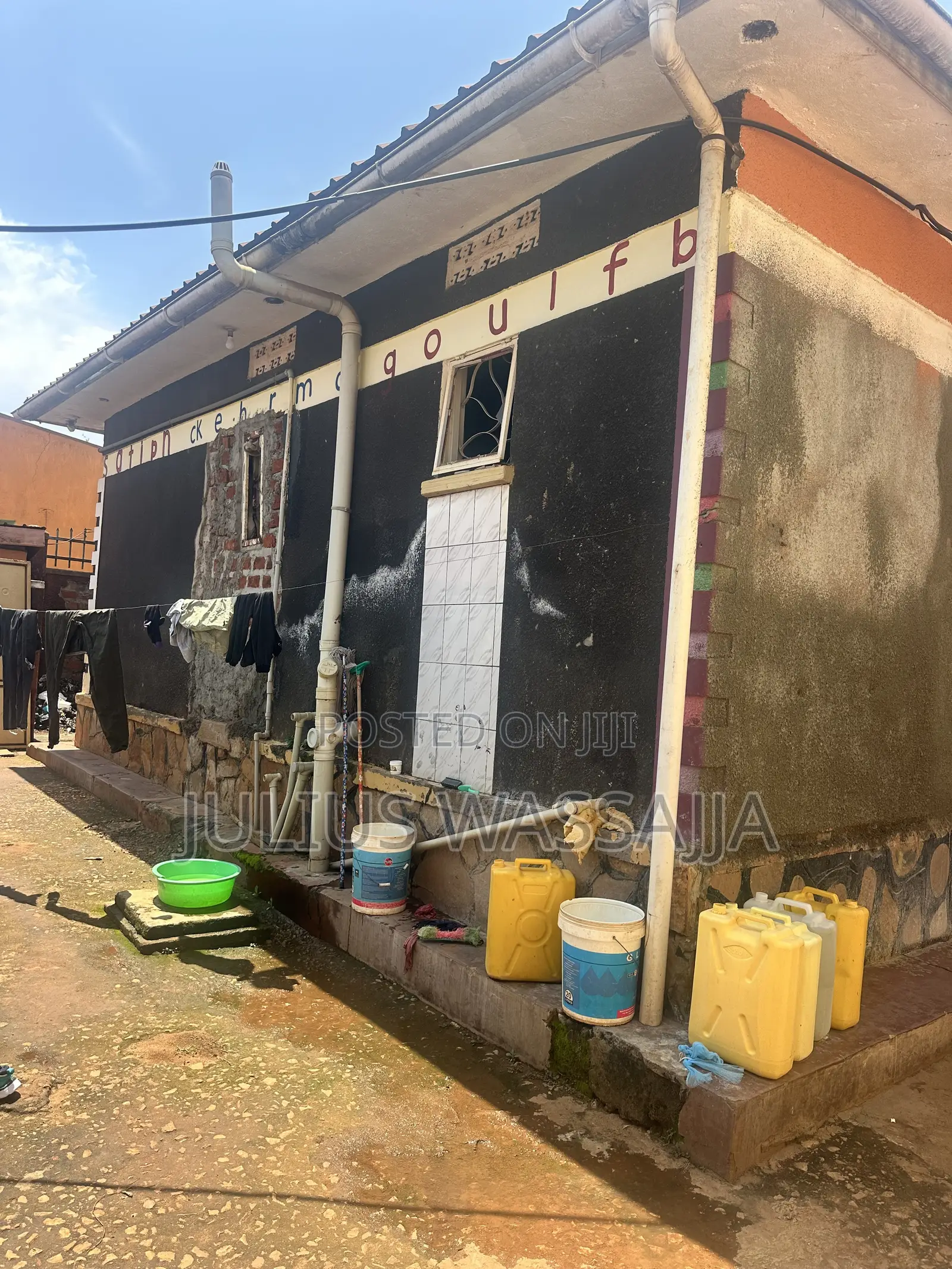 3bdrm House in Kira for sale