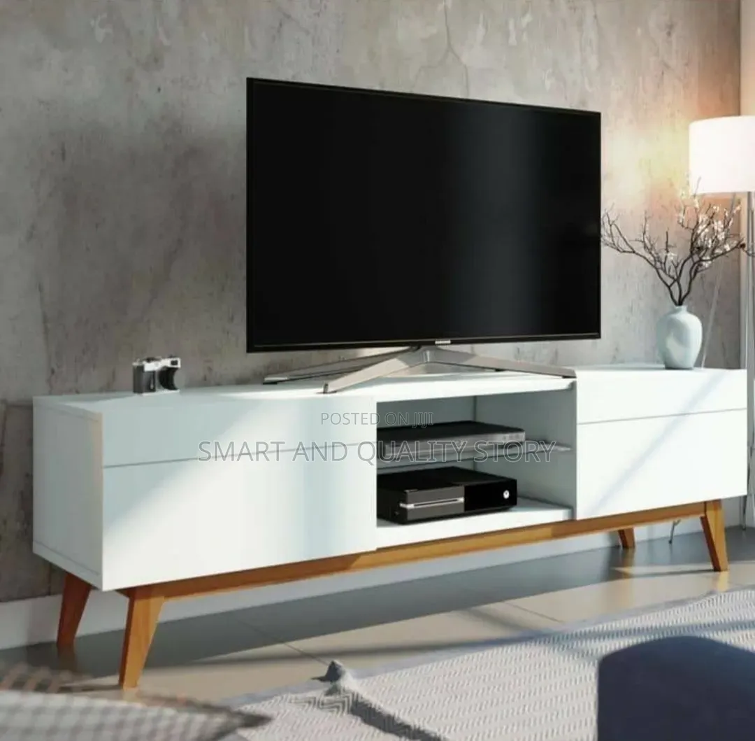 White Tvstand 1.8m Wall Street/02