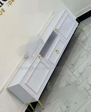 White Tvstand 1.8m Wall Street/02