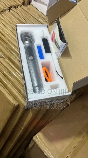 Single Wireless Microphone