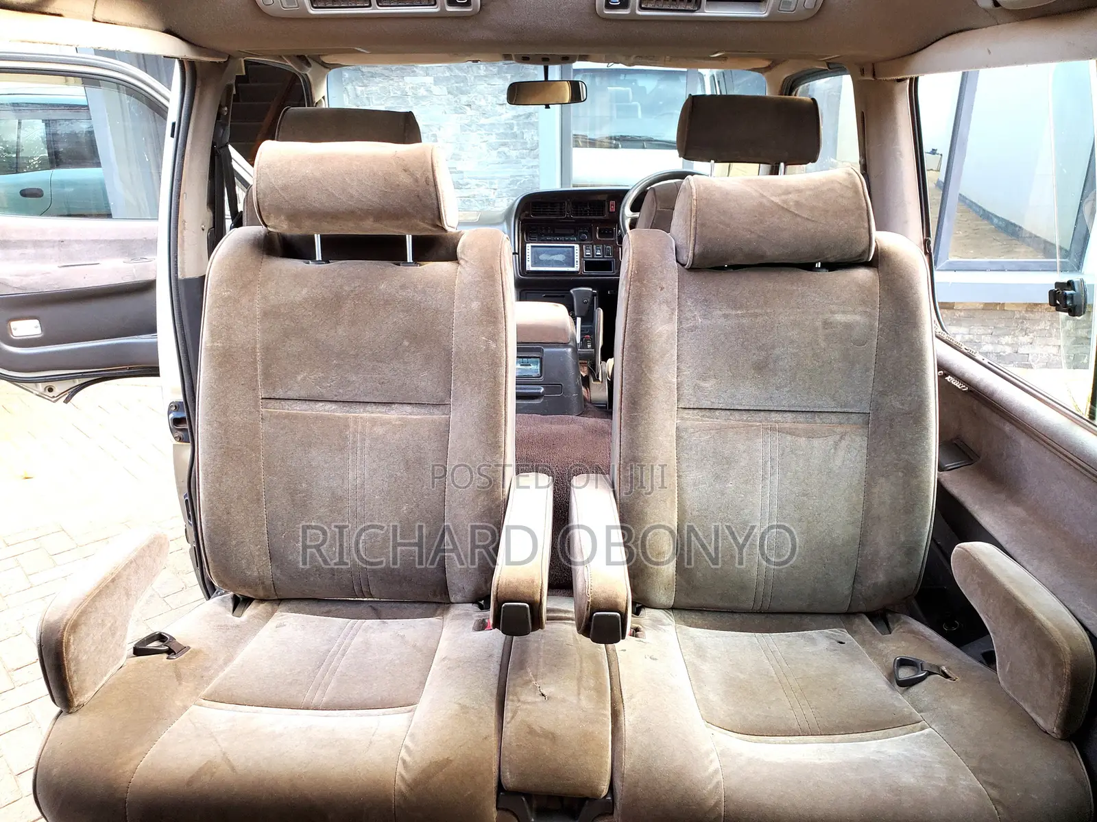 Toyota Grand HiAce 1999 Gray