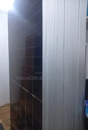 Mono Crystalline Solar Panels 585w/24volts