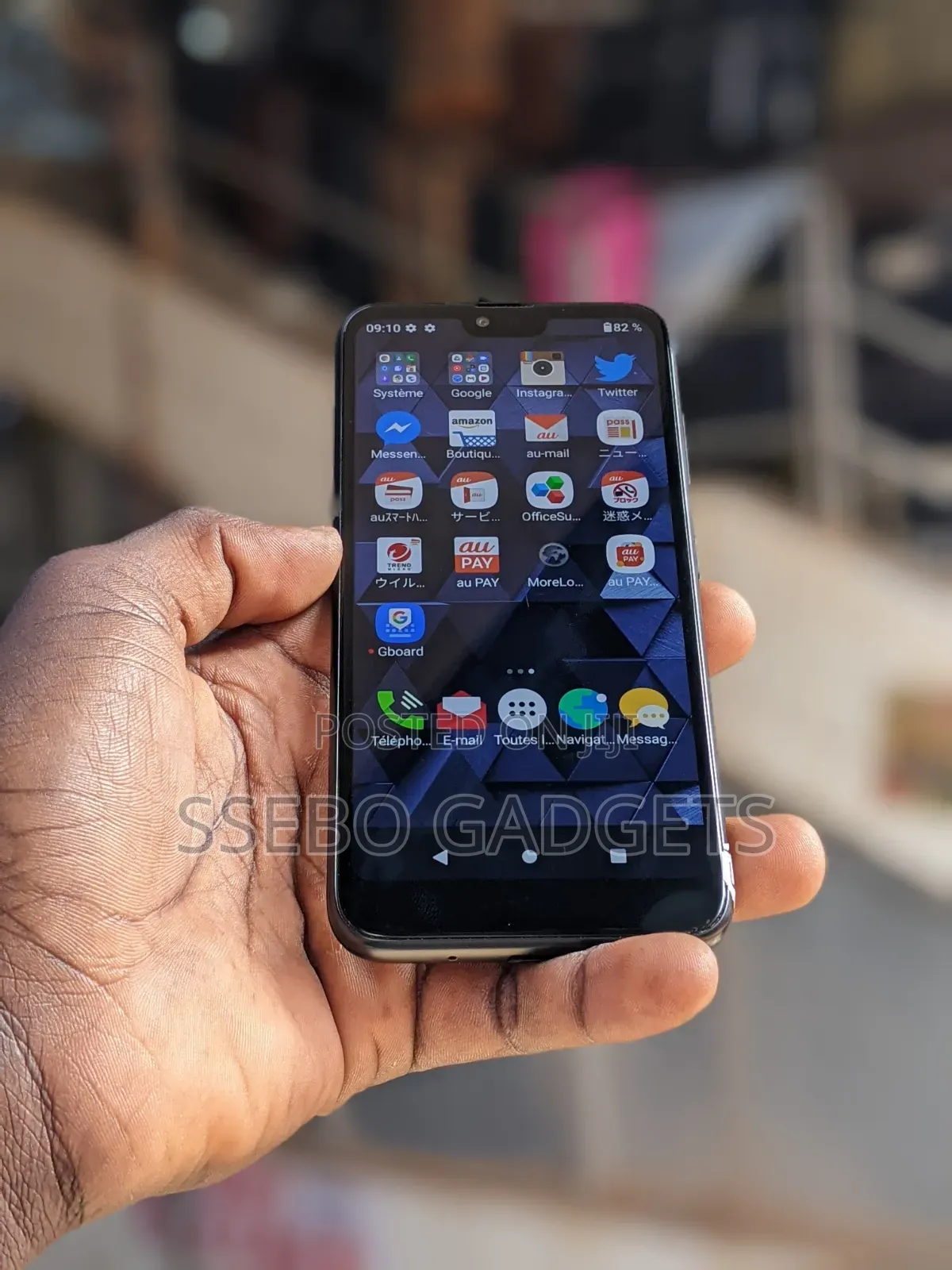Kyocera Gratina 32 GB Black