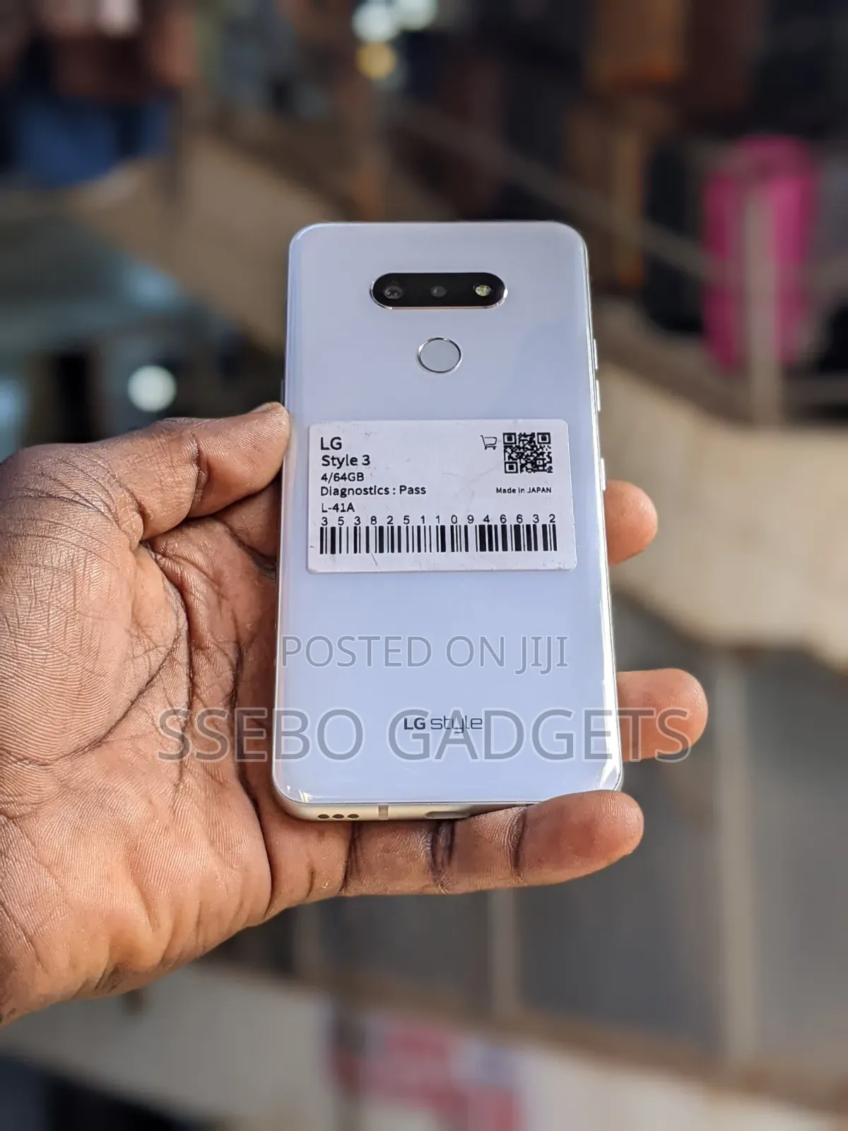 LG Style 3 64 GB White