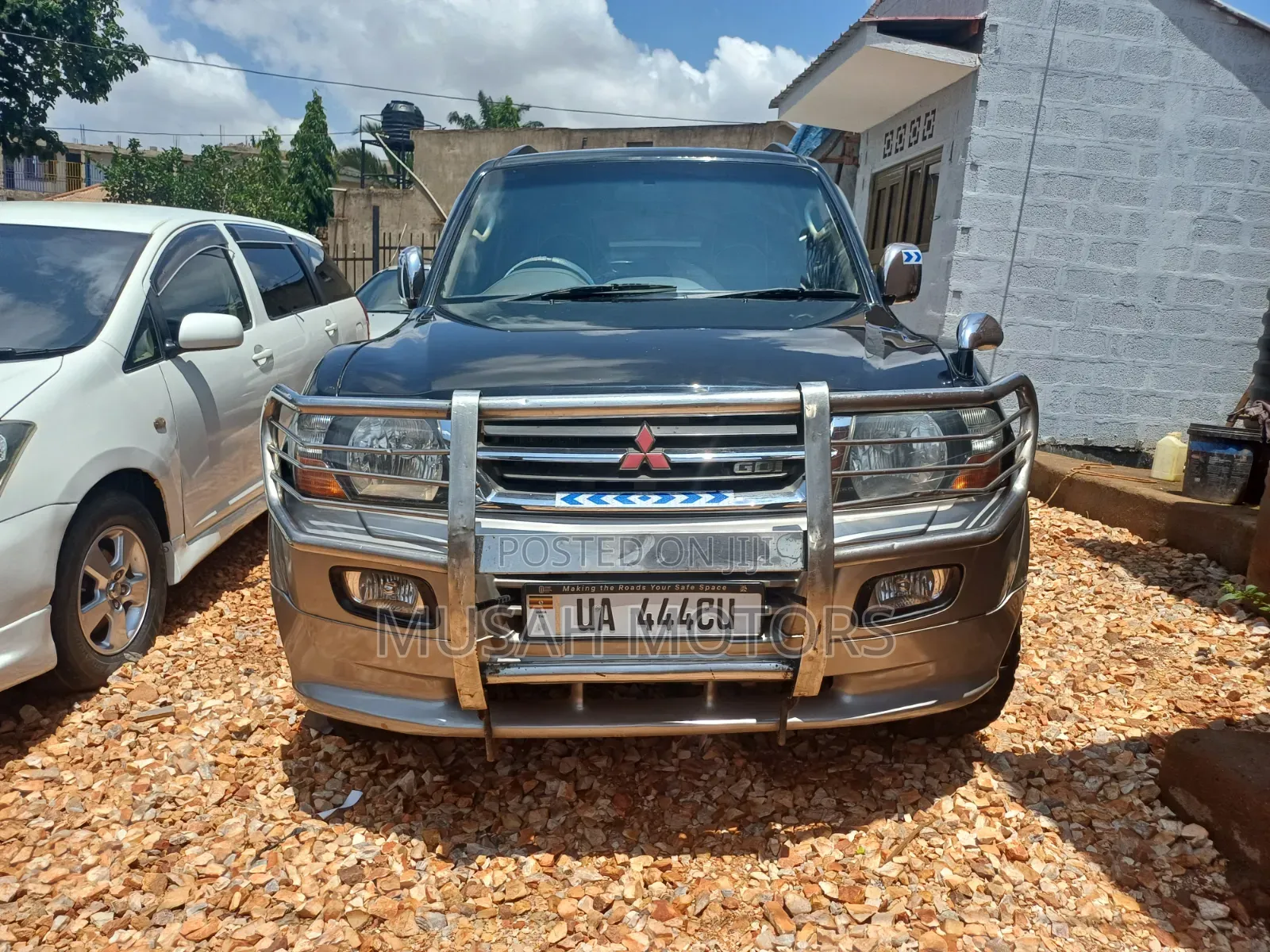 Mitsubishi Pajero Sport 2004 Black