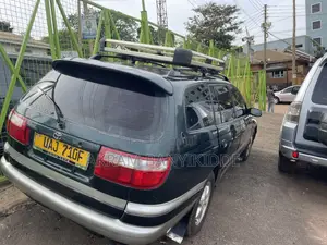 Toyota Caldina 1999 Black