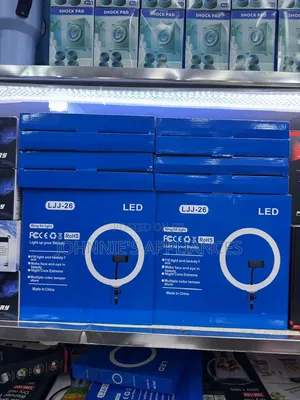 LJ-26 10-Inch LED Ring Light With Smartphone Holder and USB Pow