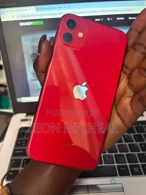Apple iPhone 11 64 GB Red