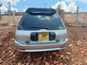 Toyota Carib 2000 Gray