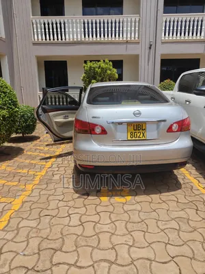 Nissan Bluebird 2009 Silver