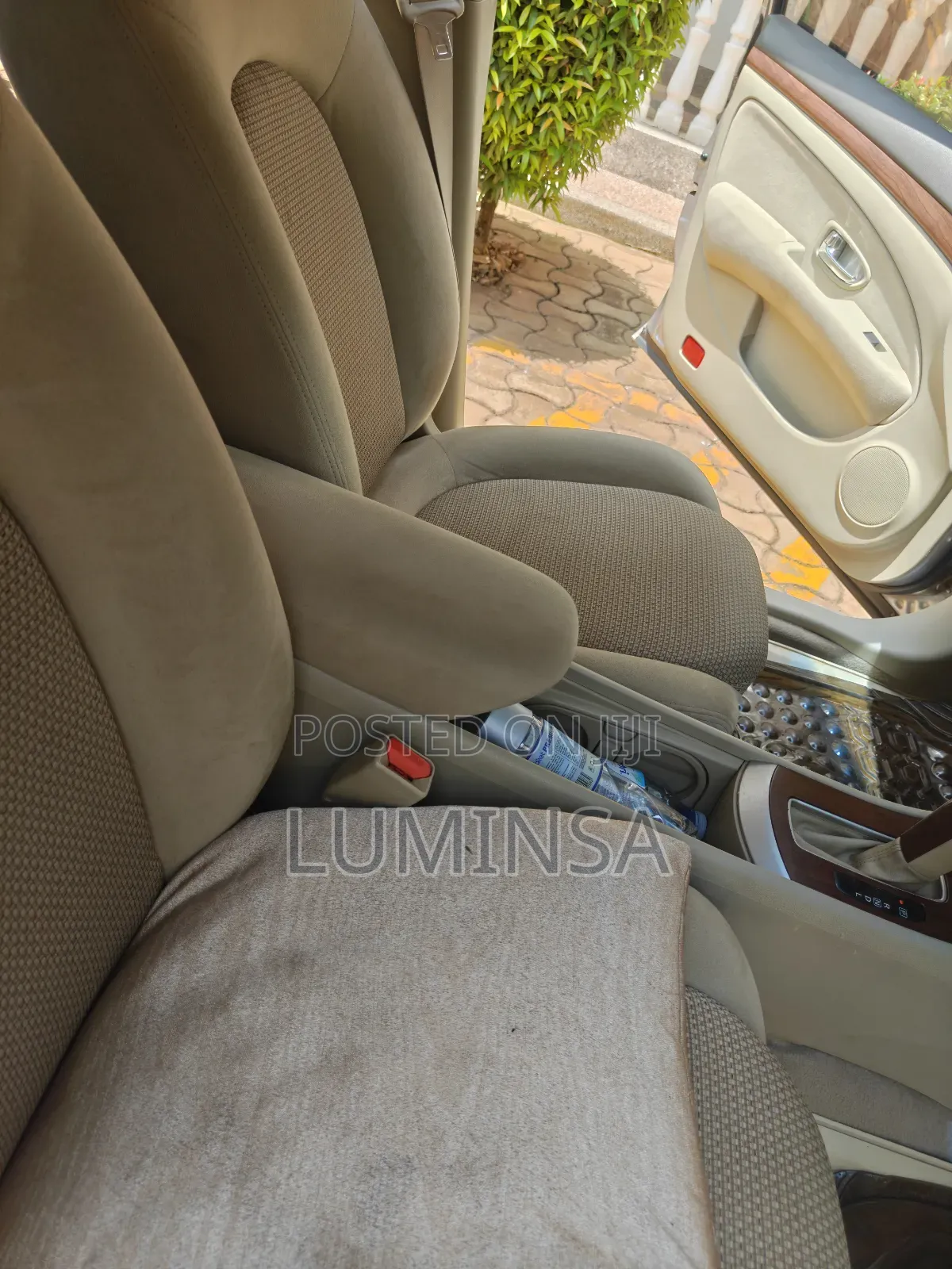 Nissan Bluebird 2009 Silver