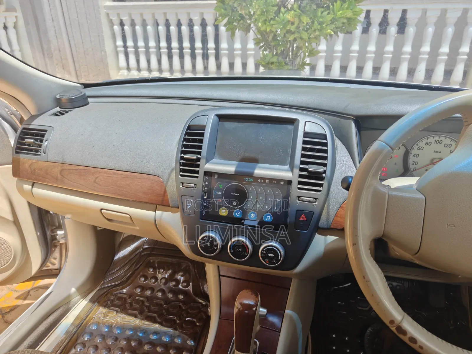 Nissan Bluebird 2009 Silver
