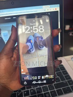 Apple iPhone 11 64 GB Red