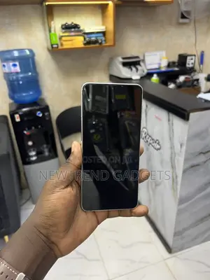 Samsung Galaxy S21+ 5G 128 GB Silver