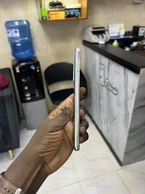 Samsung Galaxy S21+ 5G 128 GB Silver