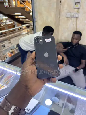 Apple iPhone 11 64 GB Black