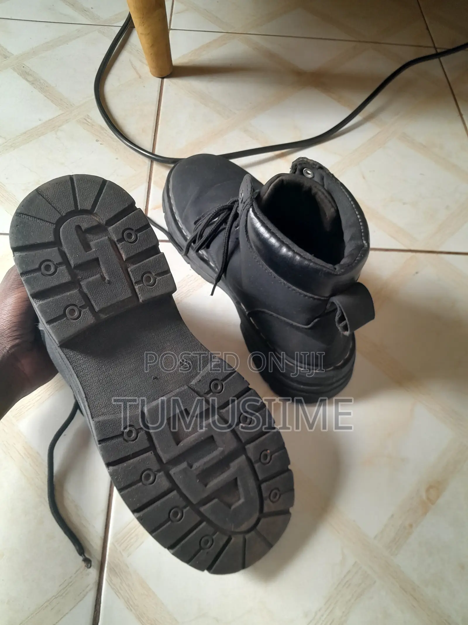 Casual Men's Black High-Top Canvas Boots – Modern Streetwear Style