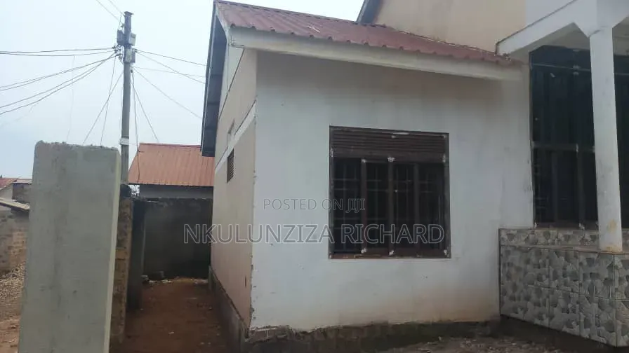 3bdrm Bungalow in Namungongo Near, Kira for sale