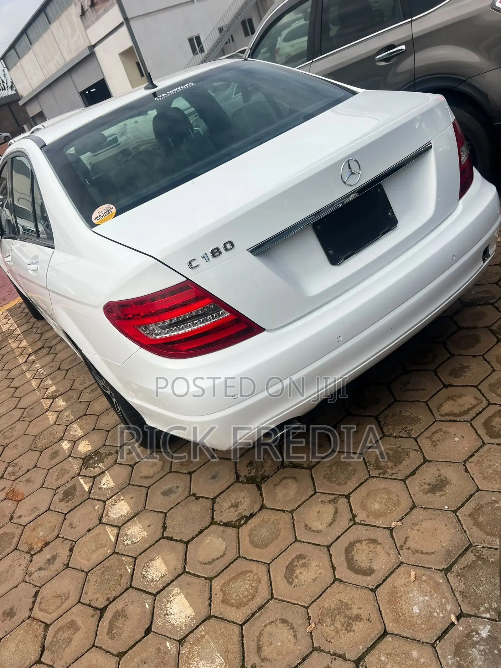Mercedes-Benz C180 2014 White