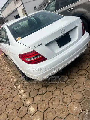 Mercedes-Benz C180 2014 White