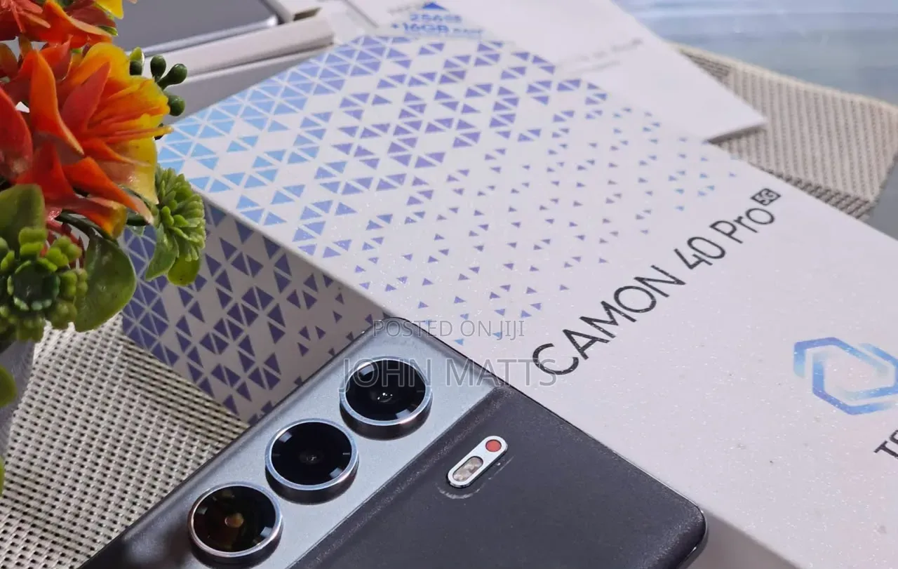 New Tecno Camon 40 Pro 4G 256 GB Black