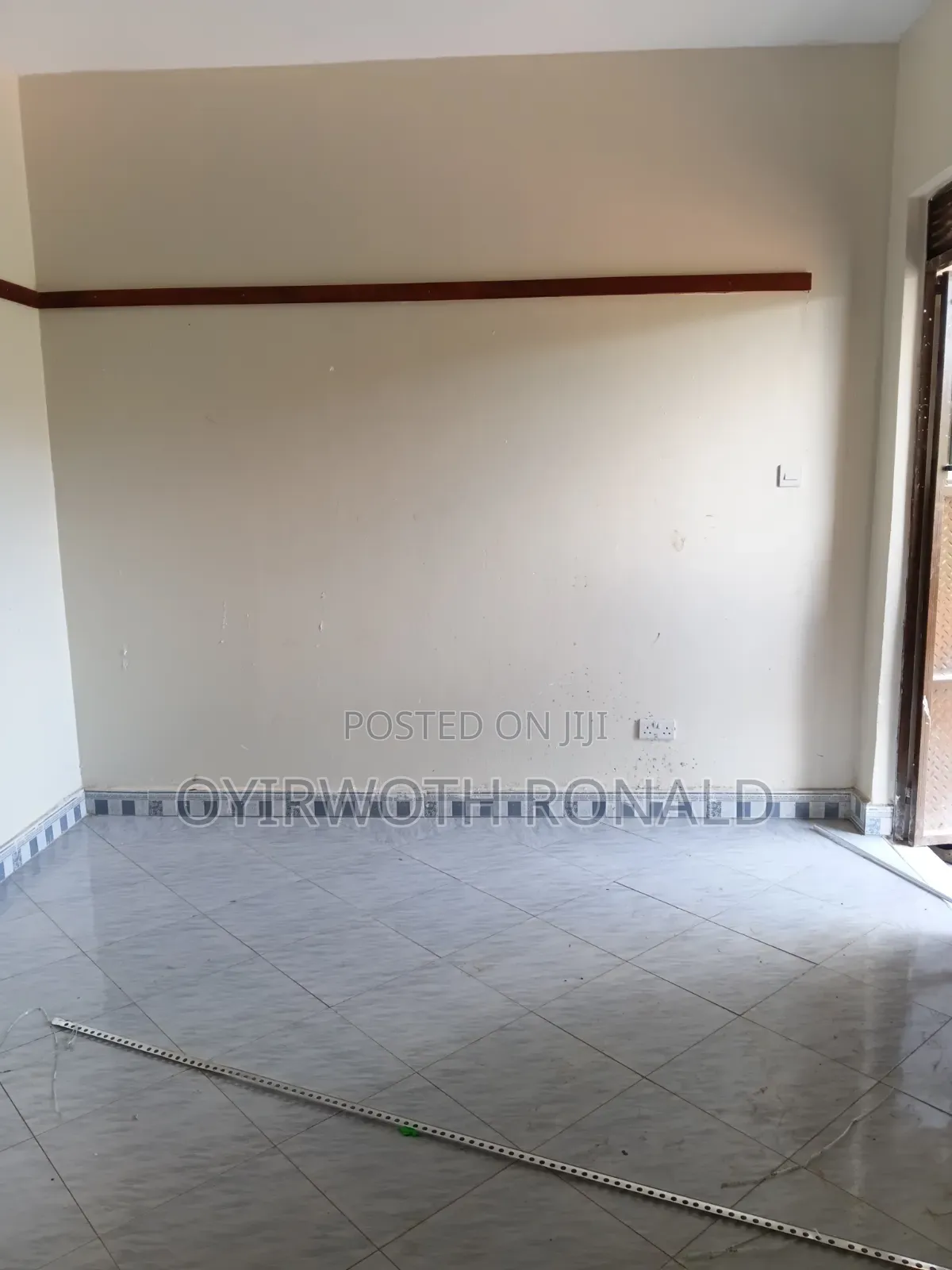 1bdrm Bungalow in Ronno Properties, Kira for rent