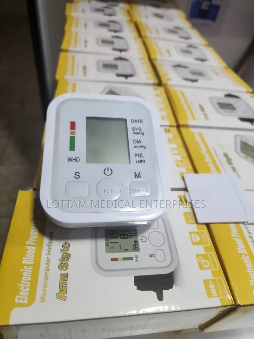 Arm Style BP Machine ( Use Battery)