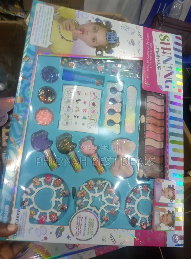 Girls Shining Makeup