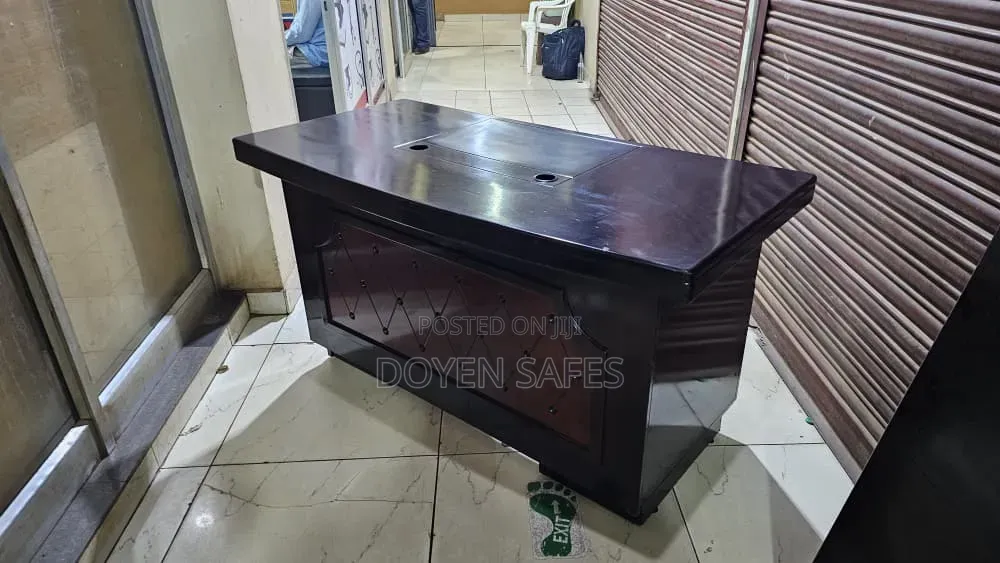 Mid Size Executive Tables