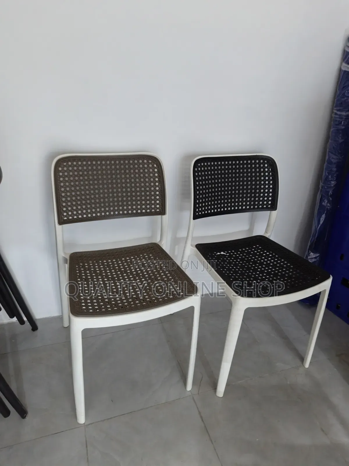 2pcs Comb Plastic Chairs Plastic Chairs