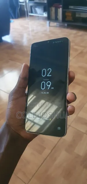Infinix Hot 30i 128 GB Orange