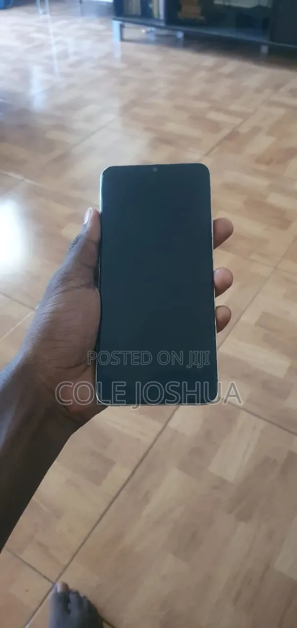 Infinix Hot 30i 128 GB Orange