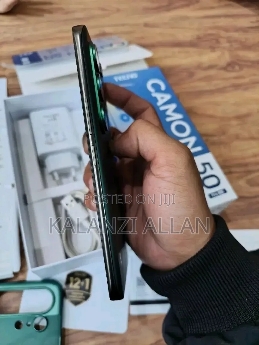 New Tecno Camon 50 Pro 256 GB Green