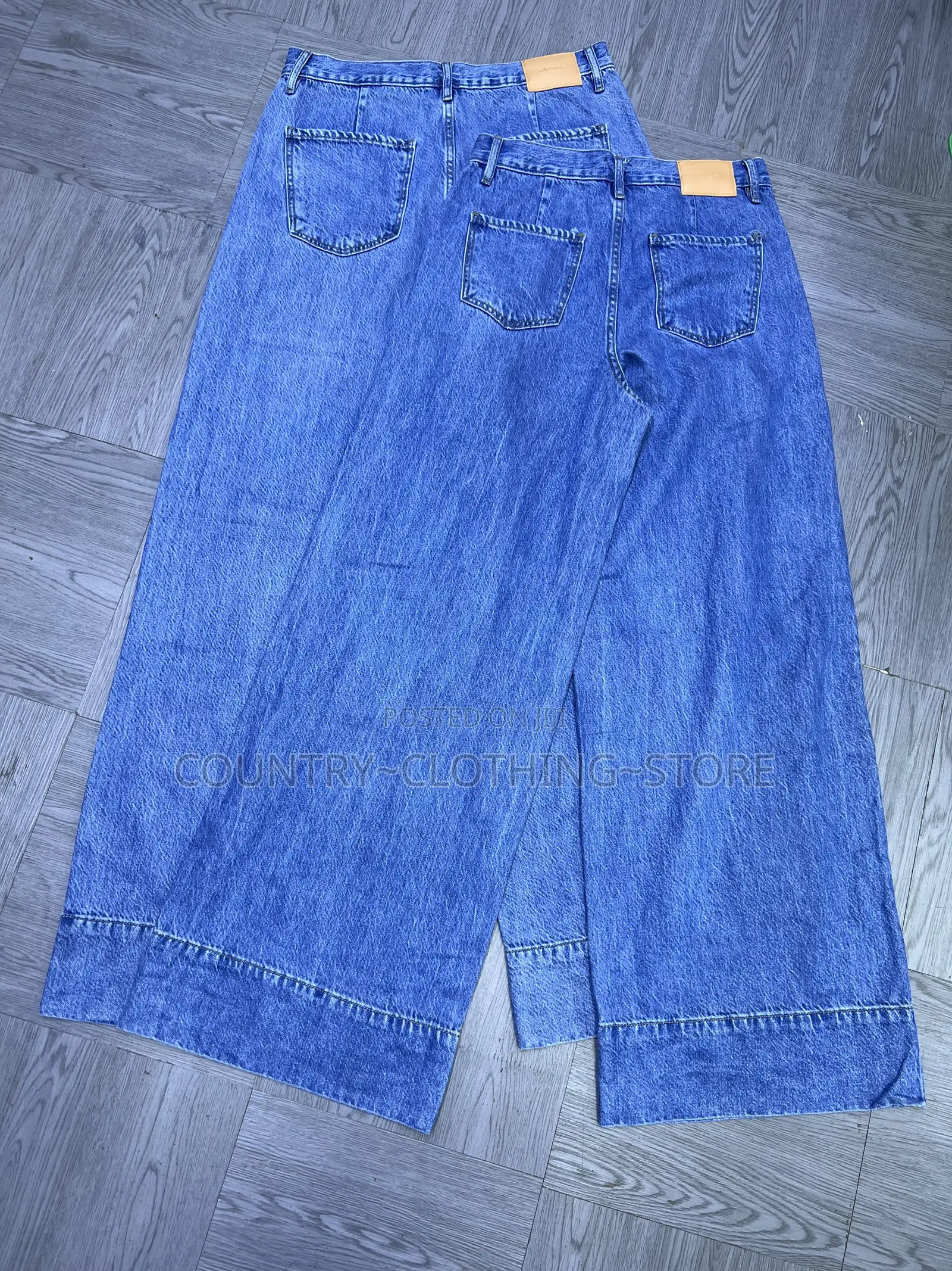 Buggy Buggy Jeans