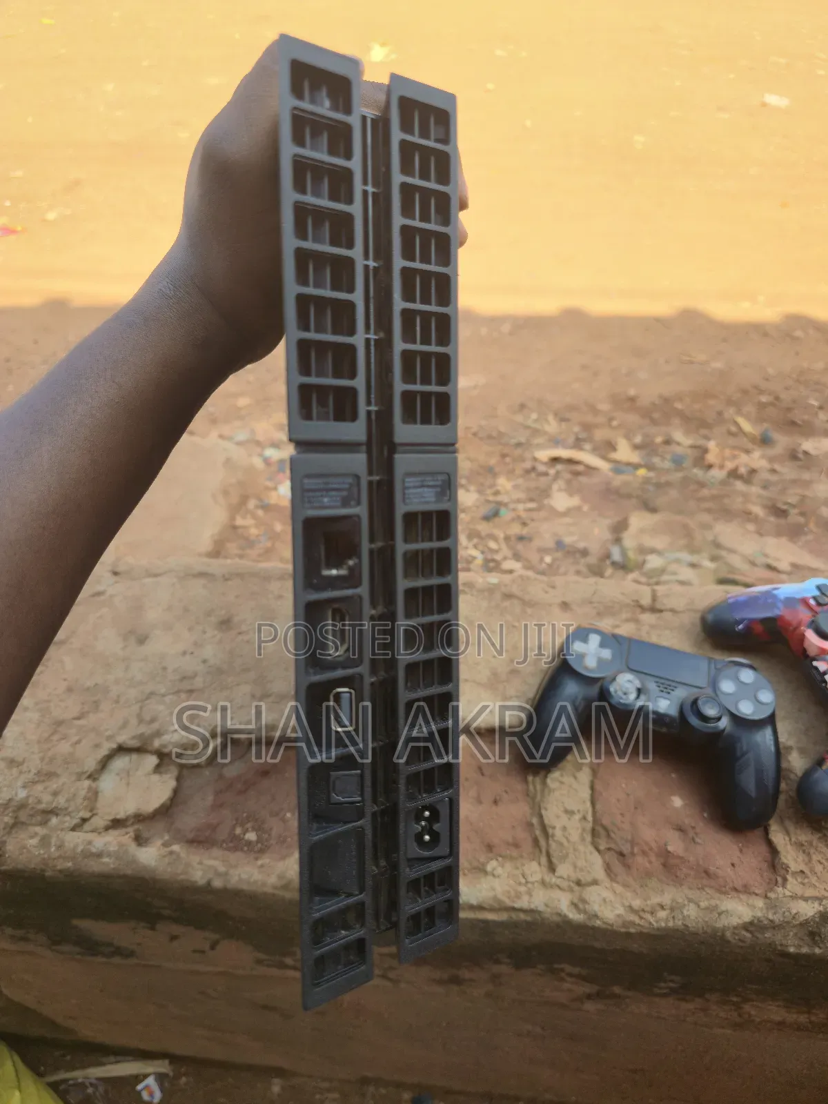 PlayStation 4 Chipped 1TB Two Controllers