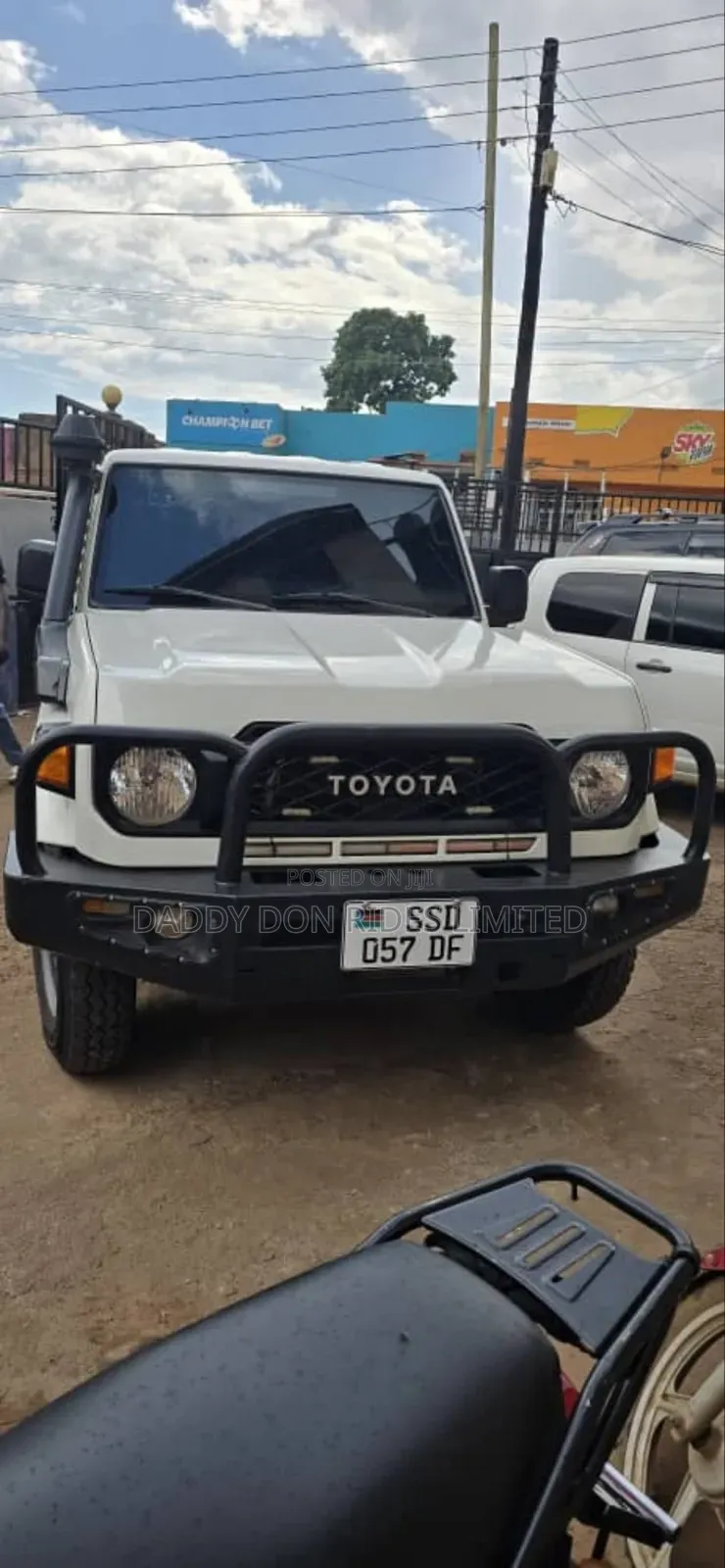 Toyota Land Cruiser 76 Series 2024 White