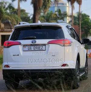 Toyota RAV4 2016 White