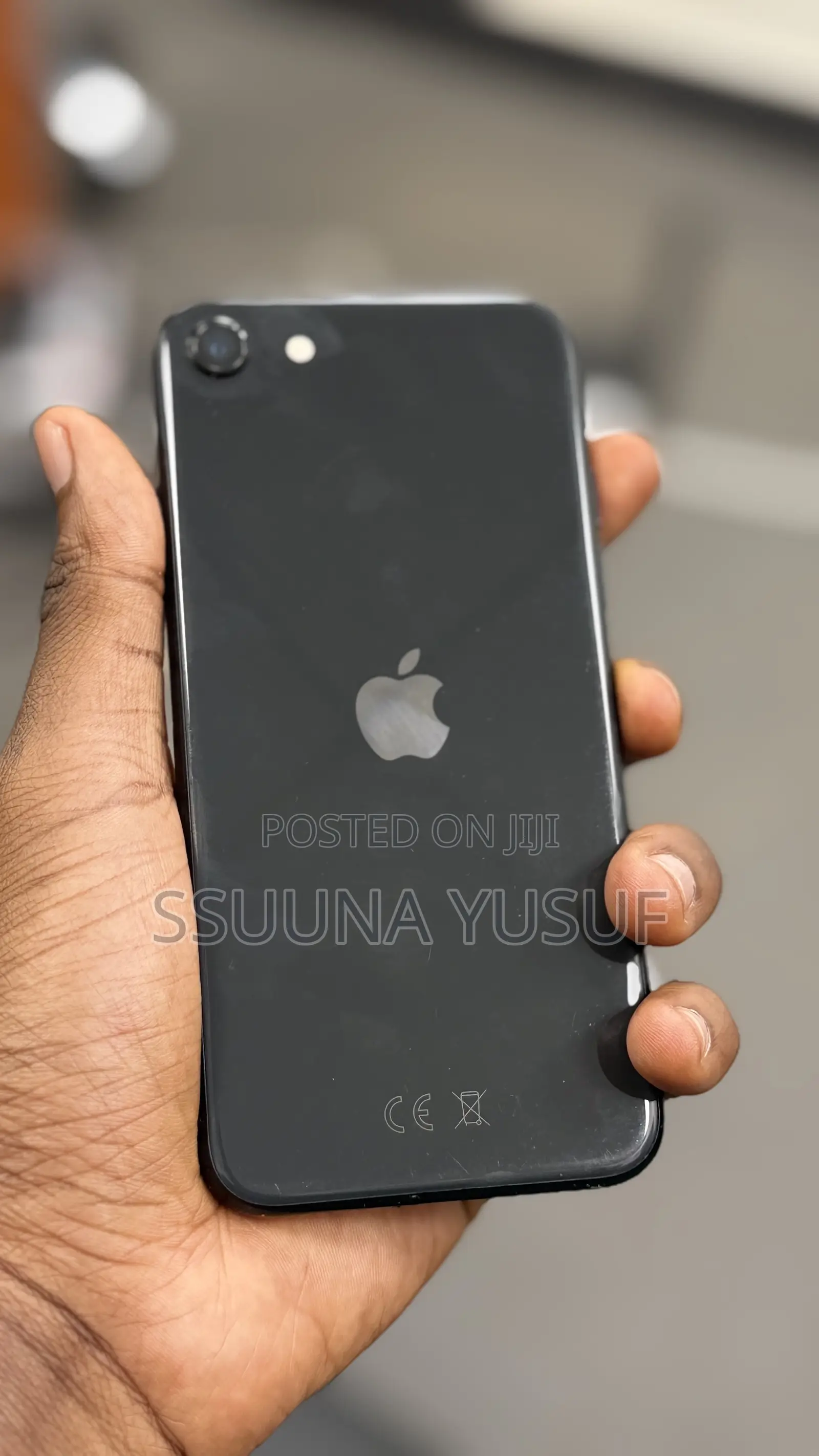 Apple iPhone SE (2022) 64 GB Black