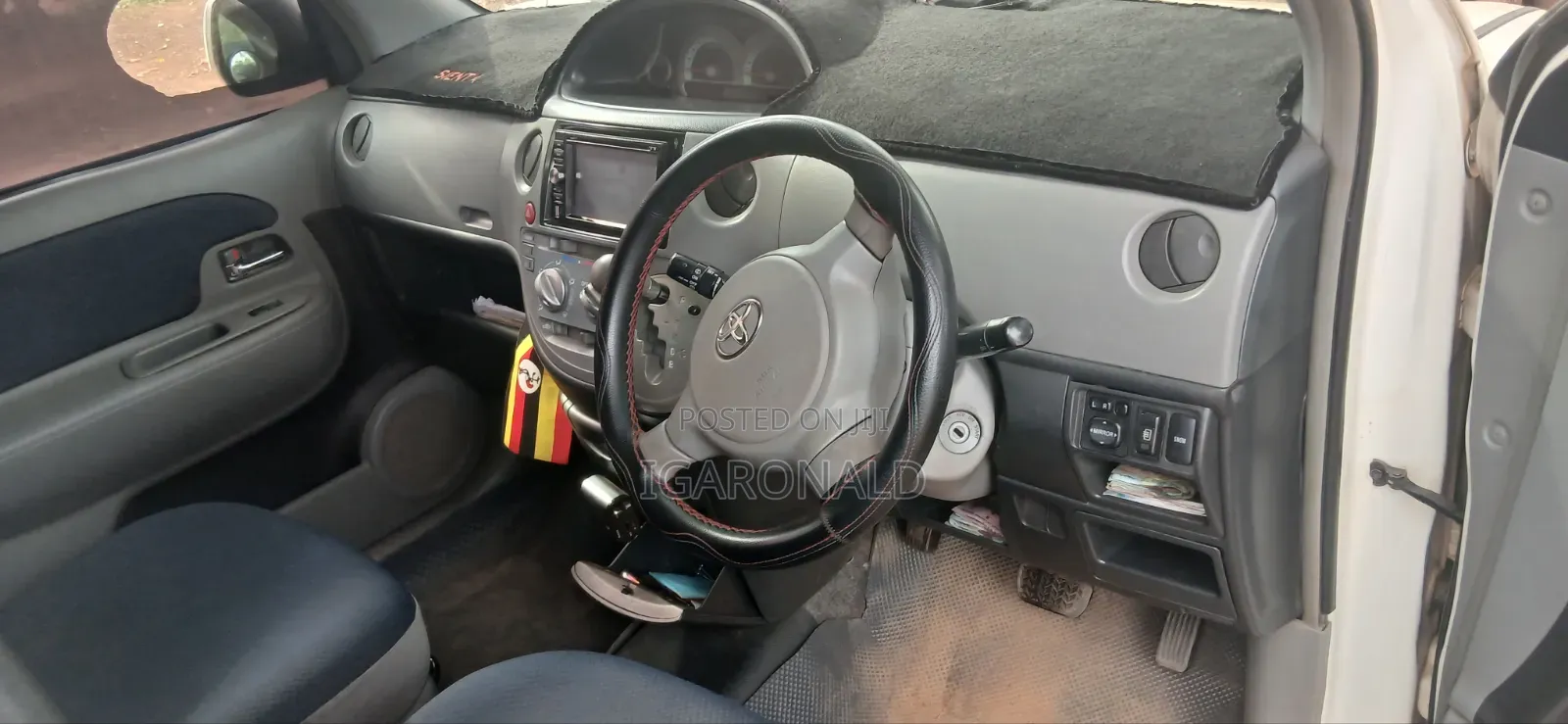 Toyota Sienta 1.5 FWD 2007 White