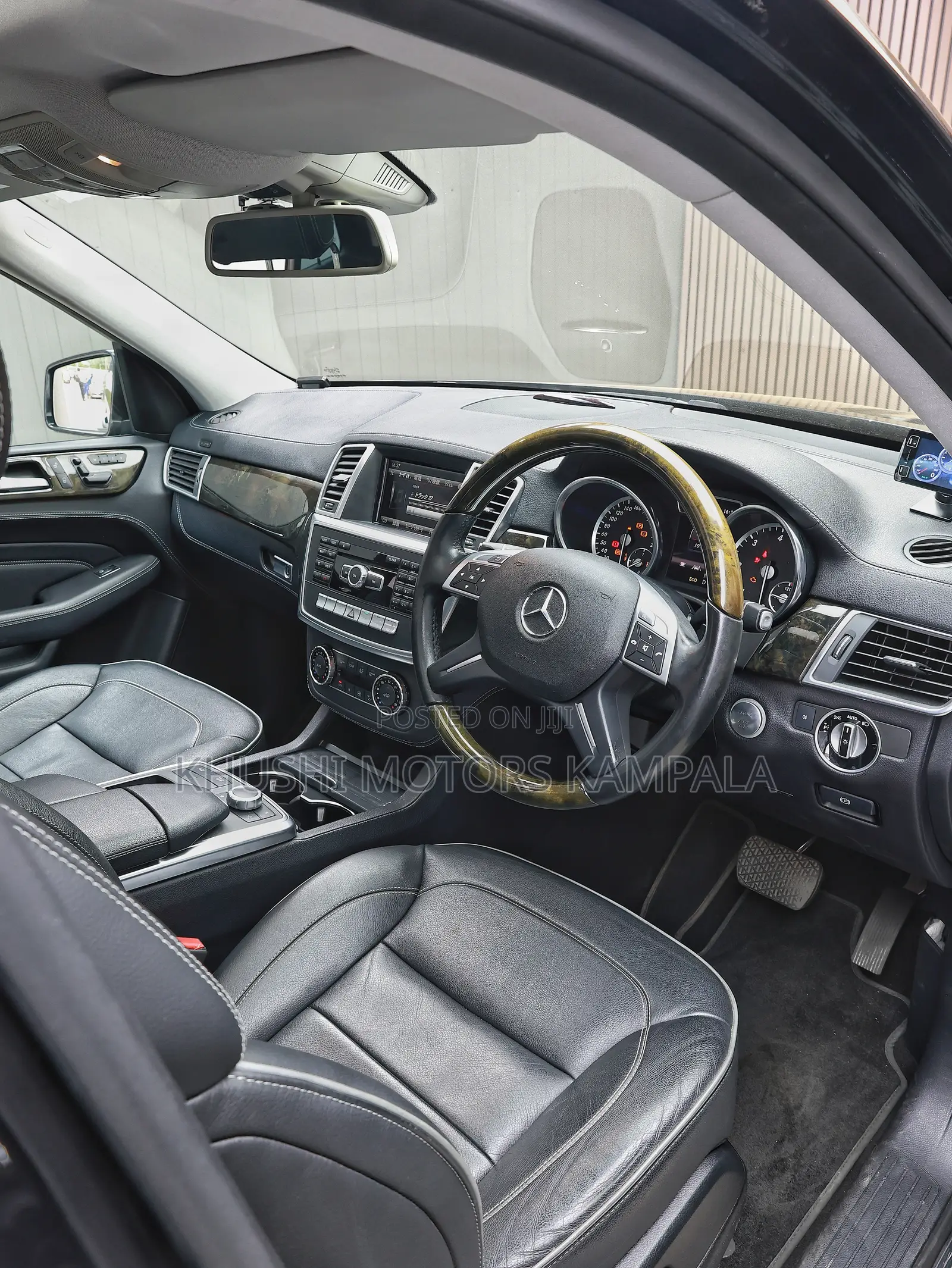 Mercedes-Benz M Class 2013 Blue
