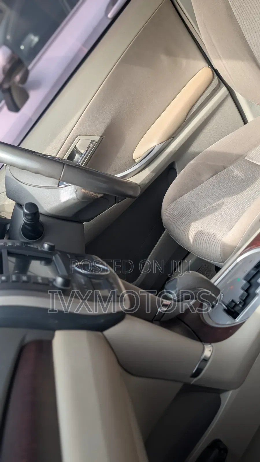 Toyota Premio 1.8 AWD 2012 White
