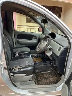 Toyota Sienta 2008 Silver